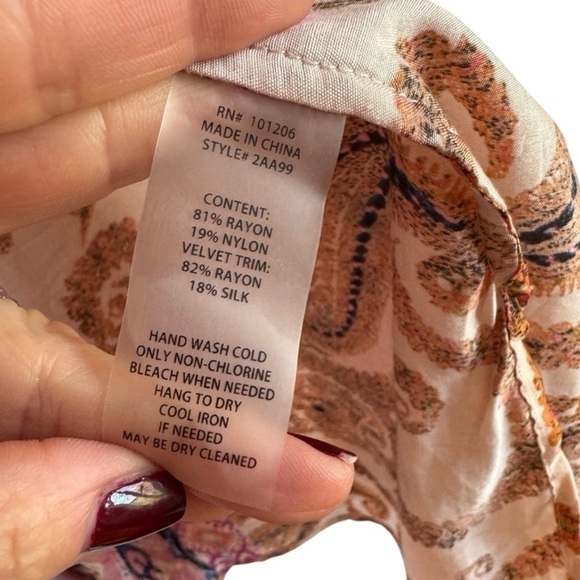 Soft Surroundings Long Flowy Blouse Boho Tunic Beach Coverup Casual Summer Top M - Picture 12 of 12